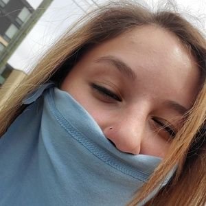 Meet your Posher, Hailey